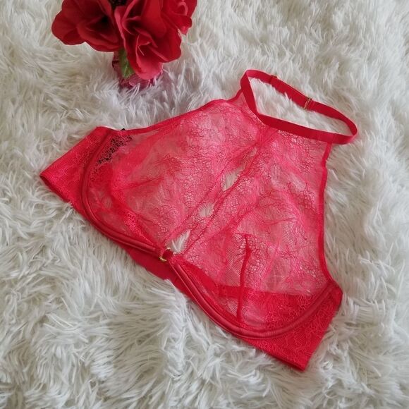 32D {Victoria's Secret } Red Lace Unlined Bra - Picture 7 of 12